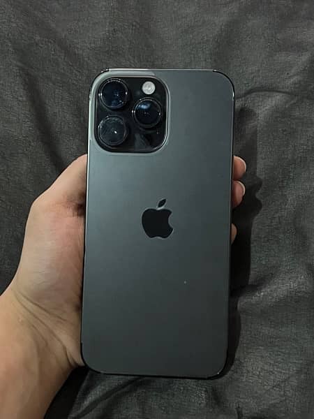 iphone 14 pro max 3