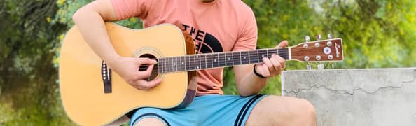 Urgent acoustic guitar for sale