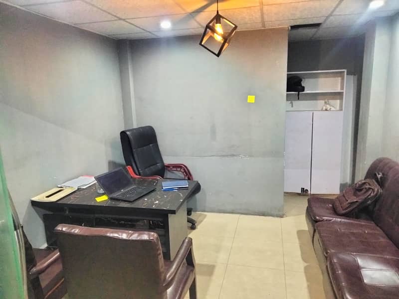 Fully Furnished Office For Rent 0