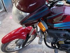 bike bht achi condition Mai Hai urgent sale krna hai 0