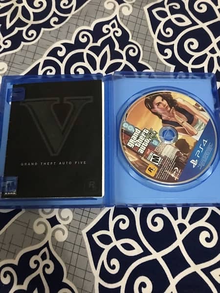 ps4 used disc gta V and nfs heat best price only last piece left 1