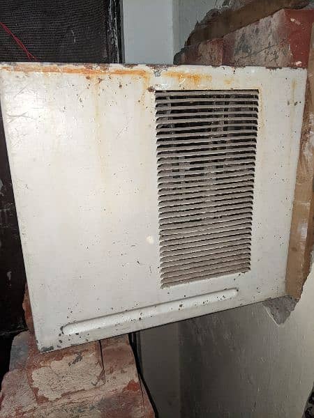 WINDOW AC FOR SALE IN 3