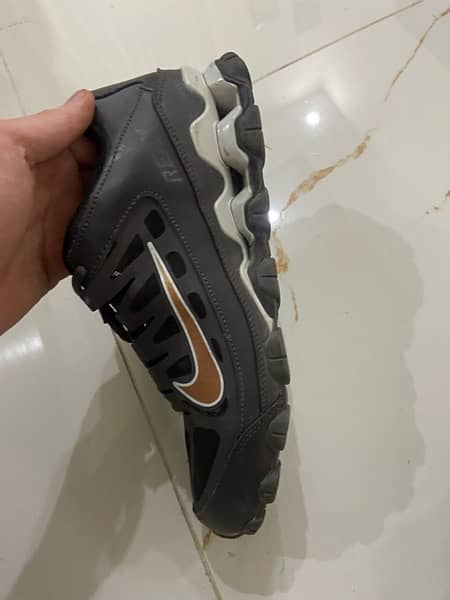 Nike REAX 8 Original Shoes New condition just wore them once 4