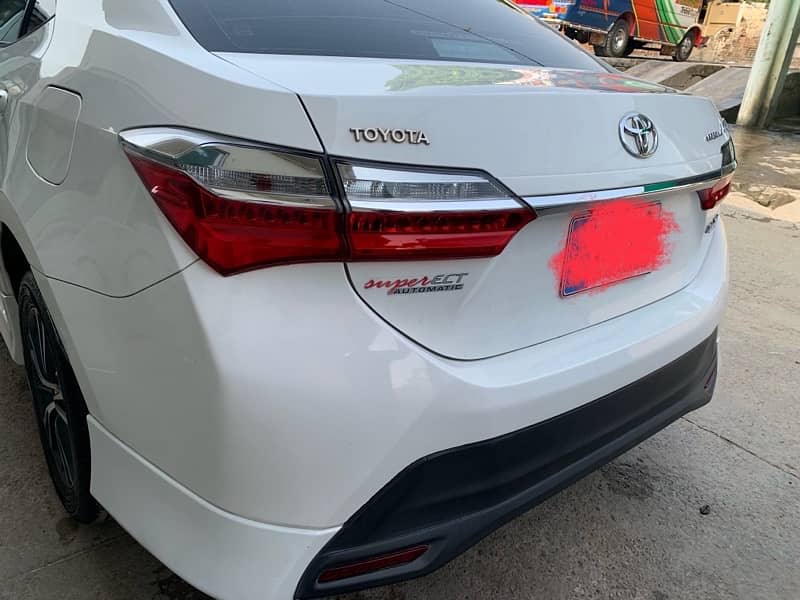 Toyota Corolla Altis 2018 18