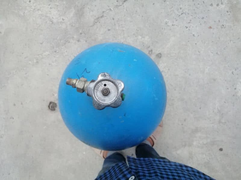 CNG Lpg cylinder with kit 1