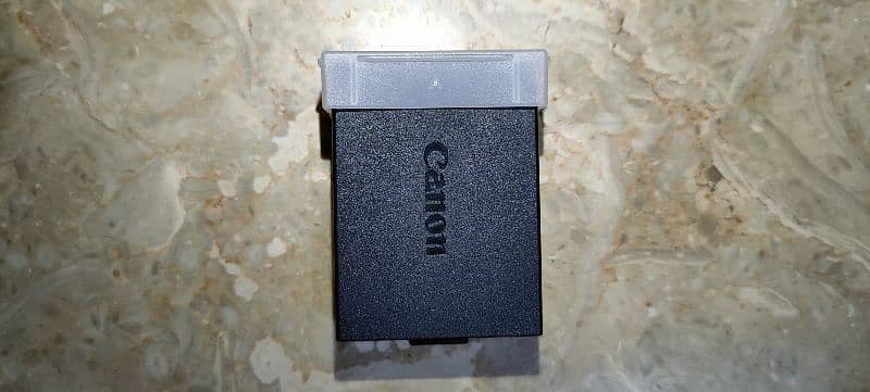 CANON EOS 4000D WITH BOX 7
