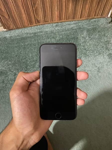 Iphone 7 |  32gb | Non Pta 0