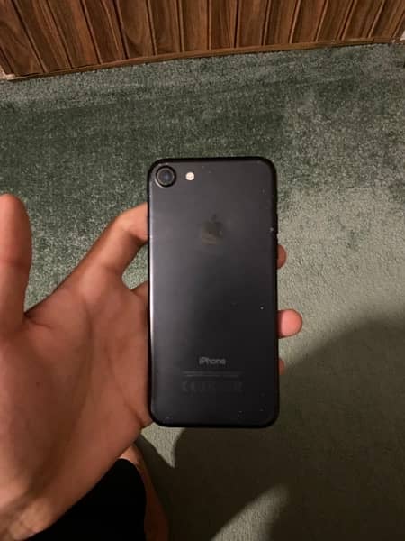 Iphone 7 |  32gb | Non Pta 2