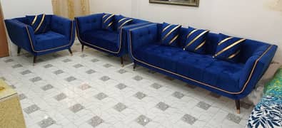 New Italian Design 6 Seater Stylish Sofa Set