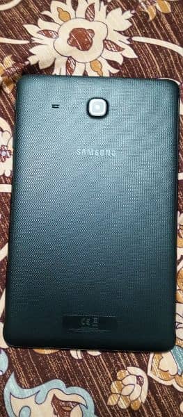 Samsung Galaxy TAB E 1