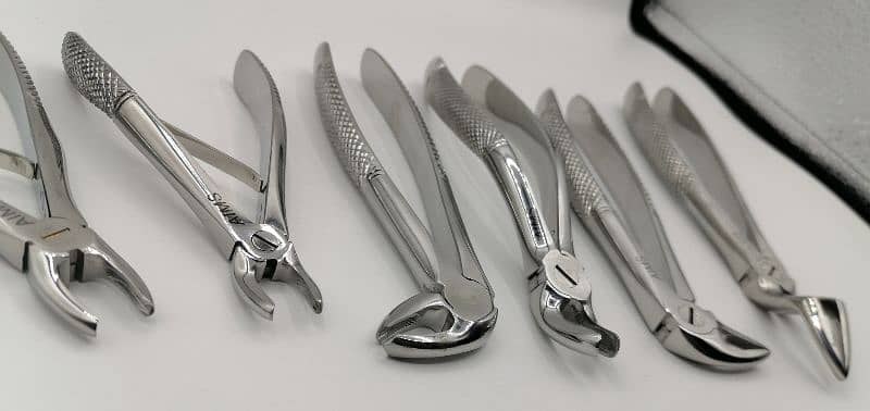 Dental Extraction Forcep (each) 3
