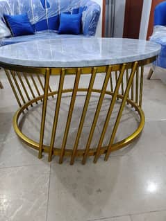 Marble Round shape Center Table (Almost New) 0
