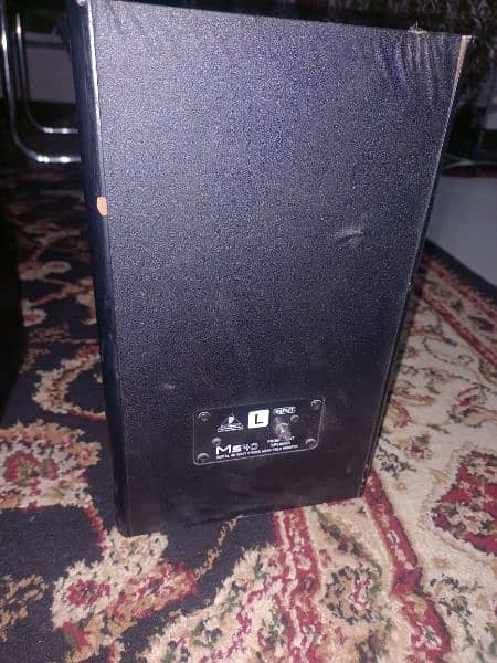 Studio Monitor behringer ms 40 4