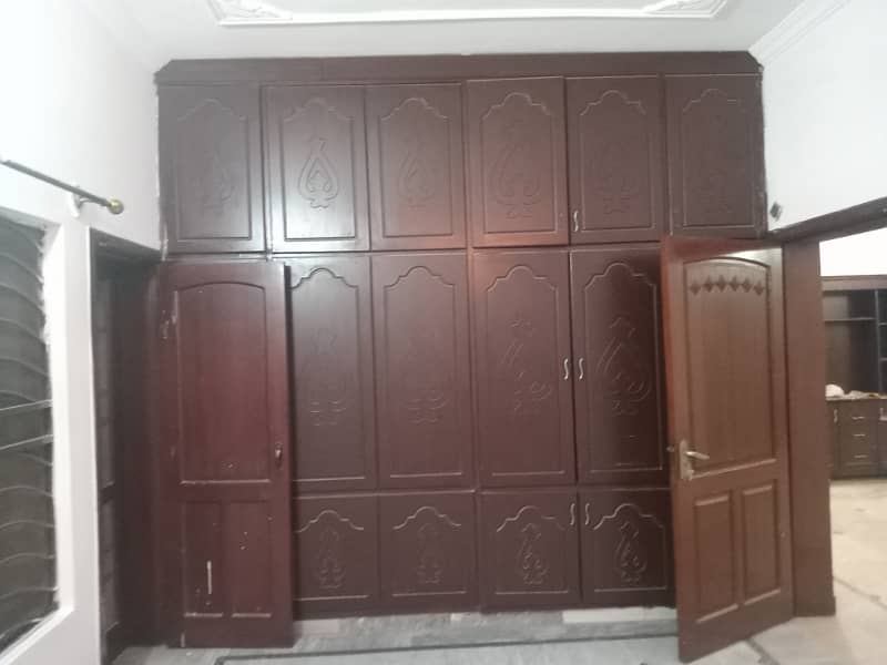 10marla first floor house available for rent with gas Islamabad 11