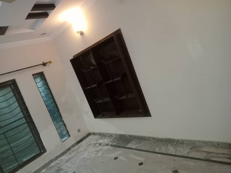 10marla first floor house available for rent with gas Islamabad 13