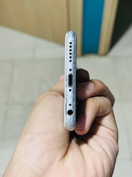 Iphone 6s PTA Approved 4