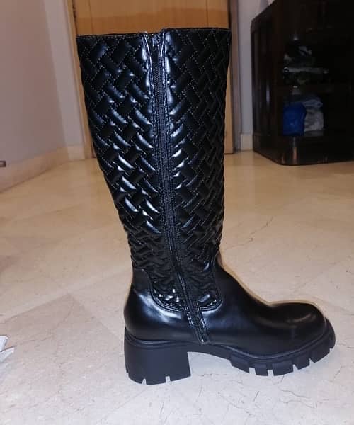 Long Boots 1
