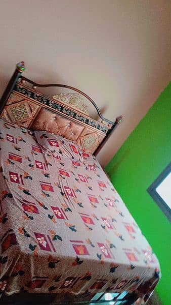 double bed full size gadda ke sath for sale WhatsApp number03343723508 1