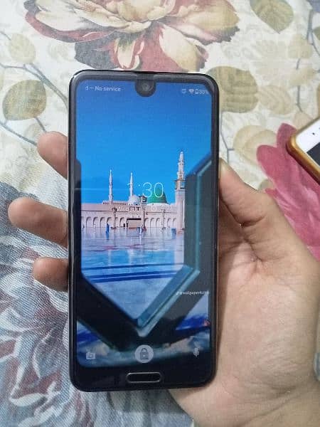 Aquos r2 4/64 Non pta with adapter/ cable PUBG 60fps 2