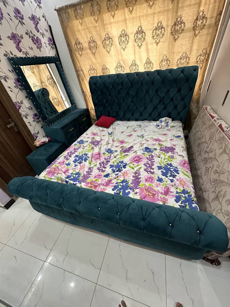 Bed set with mattress 1