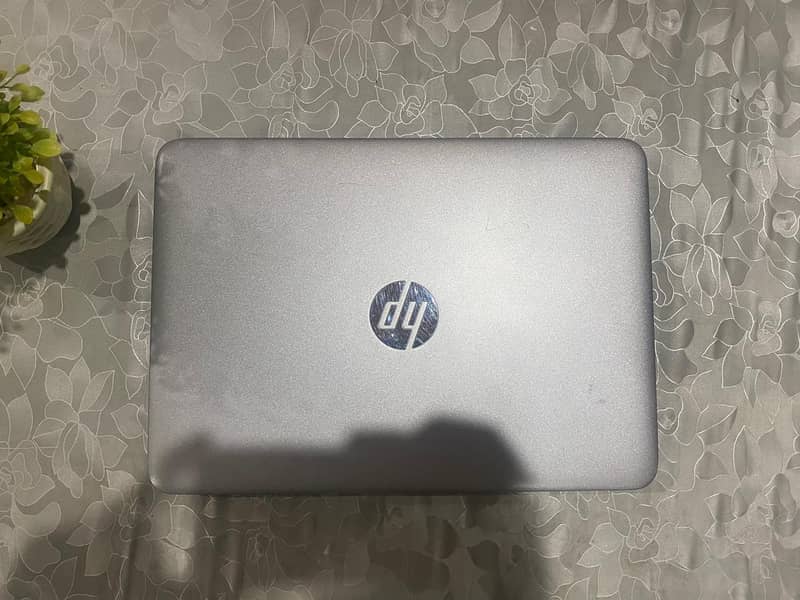 HP Elitebook 820 G3 Laptop | Intel Core i5-6300U | 8 GB RAM 5