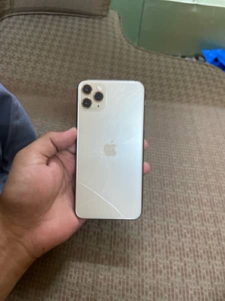 iPhone 11 pro max 64 gb jv 79 health true tone off but face id working 1