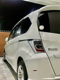 Honda Freed 2013  0335.5553697 contact number