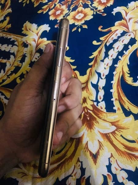 iPhone xs Non Pta Approved 1