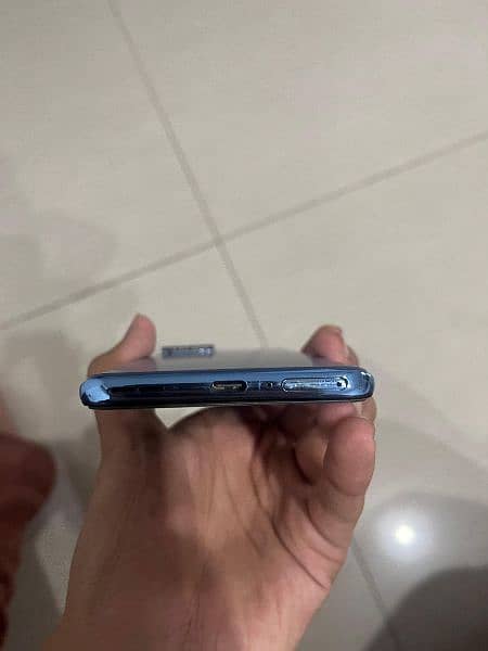 OnePlus 9 5g 12/256 4
