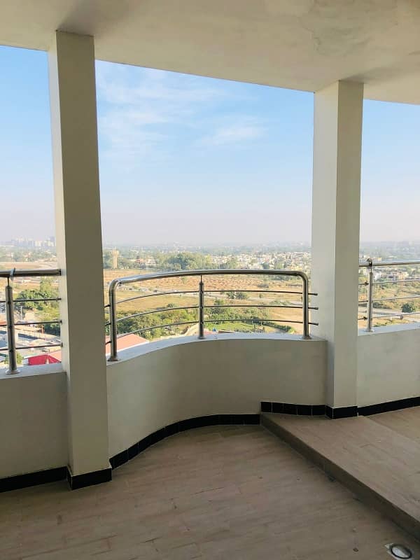 Penthouse Available For Sale In Capital Residencia E11 16