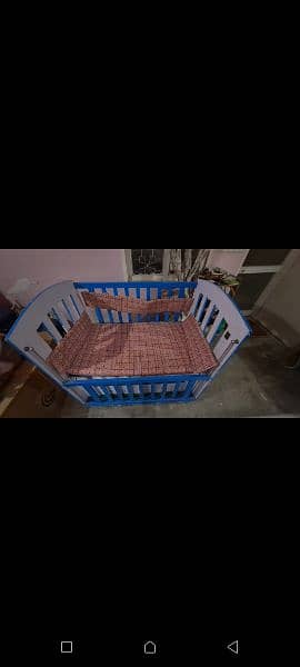 baby bed and storage boxes 5
