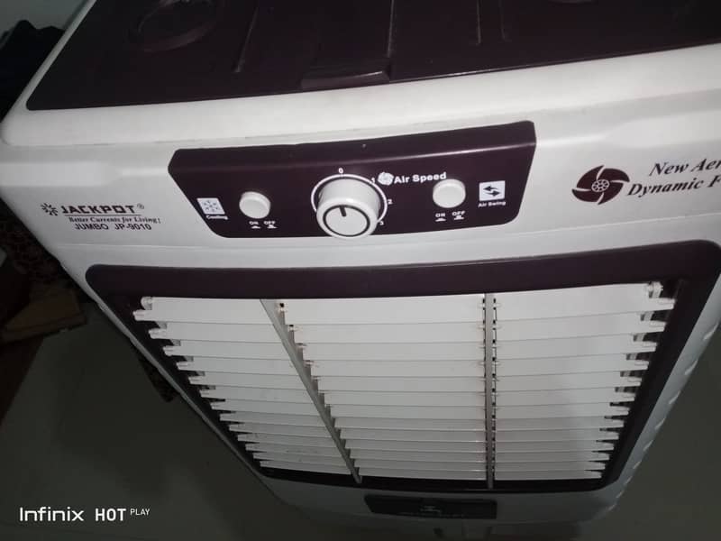25 days used Air cooler 10/10 condition with 1 year warranty and slip 3