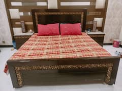 wooden bed 100% condition