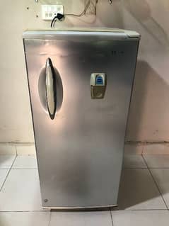 haier room fridge in working condition plz call  03281010987