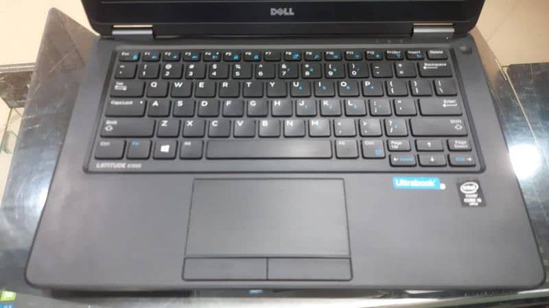 Dell Ultrabook 1