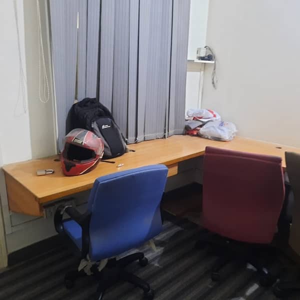 Shared Office Space work space Available for rent - Night Timings 3