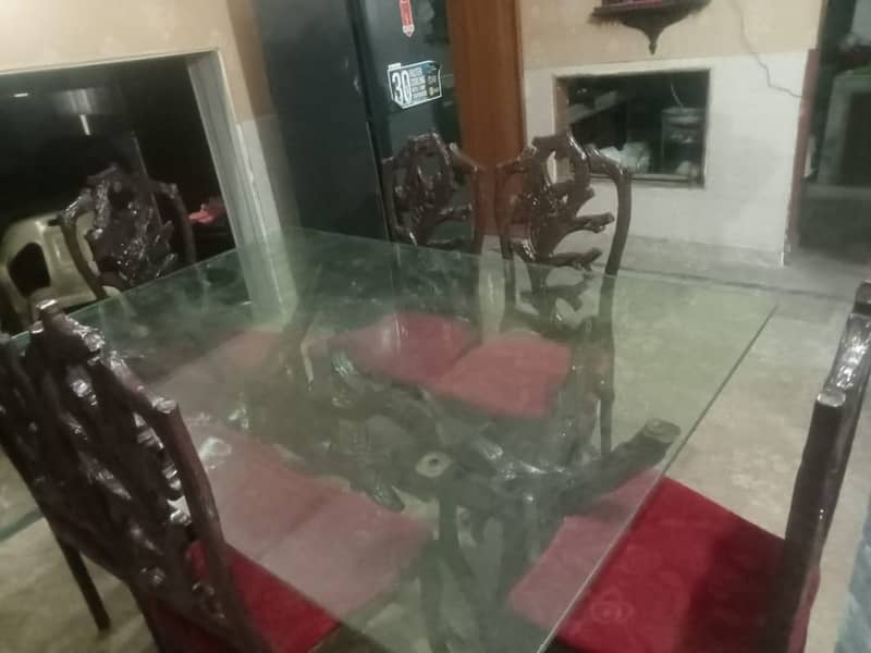 Dining table with 6 seats 1