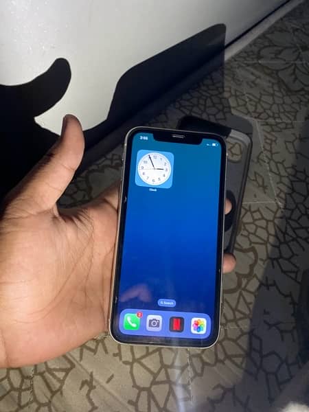 Iphone 11 256gb pta Approved 7