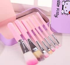 Hello Kitty Make Up Brushes , Set of 7 pieces