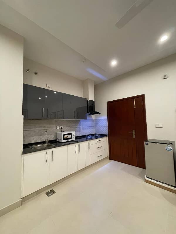 1,2,3 & 4 Bedrooms Apartment Available on Daily Weekly & Monthly Basis E11,F11,F10 6