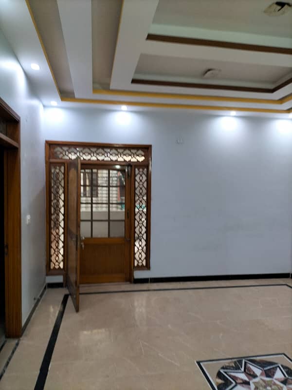 240 sq yards new portion for rent in kda society 5