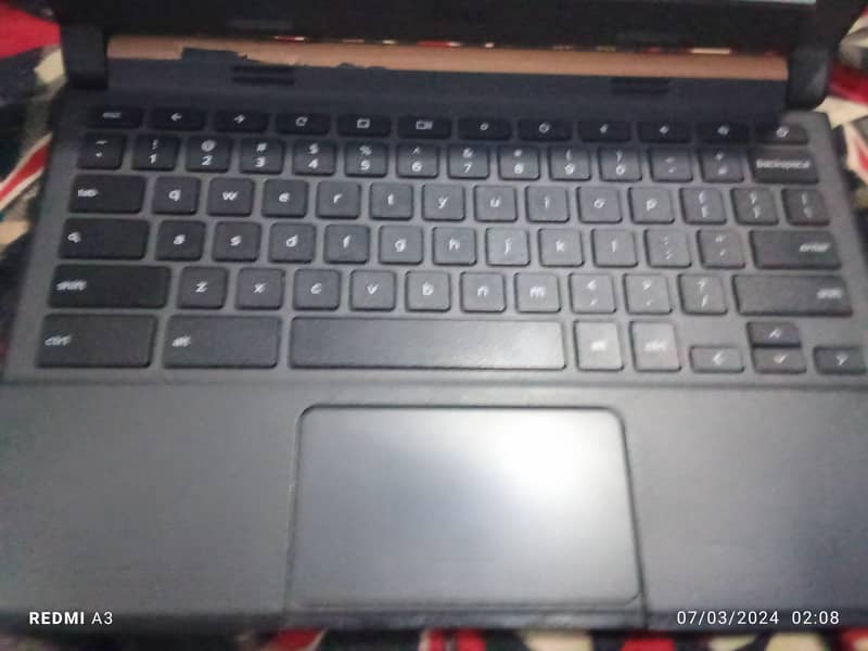 Dell Chromebook 11 (4GB Ram) - 3120 P22T - Best Condition! 1