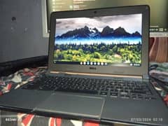 Dell Chromebook 11 (4GB Ram) - 3120 P22T - Best Condition!