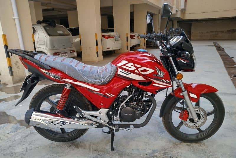 Honda CB-150F Red 2024 Model | Dealership Maintained | 10/10 condition 2
