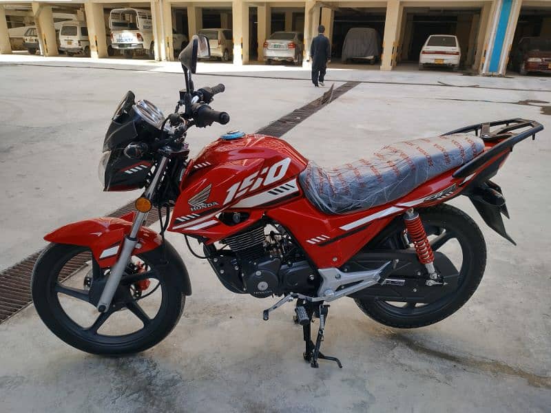 Honda CB-150F Red 2024 Model | Dealership Maintained | 10/10 condition 4