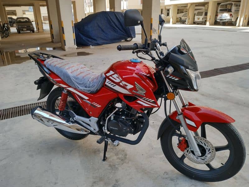 Honda CB-150F Red 2024 Model | Dealership Maintained | 10/10 condition 5
