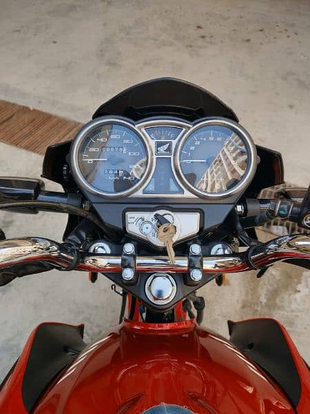 Honda CB-150F Red 2024 Model | Dealership Maintained | 10/10 condition 9
