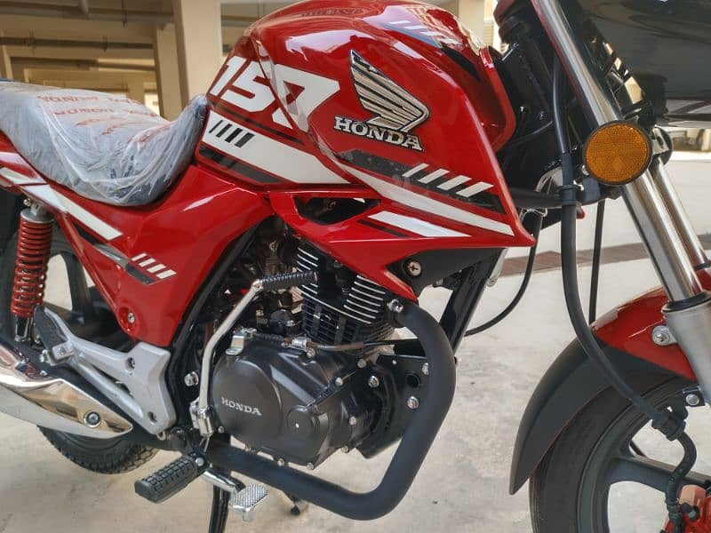 Honda CB-150F Red 2024 Model | Dealership Maintained | 10/10 condition 12