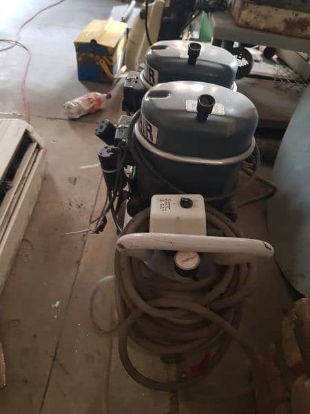 air compressor made in Italy good condition 3