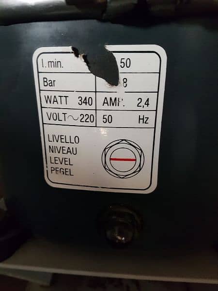 air compressor made in Italy good condition 4